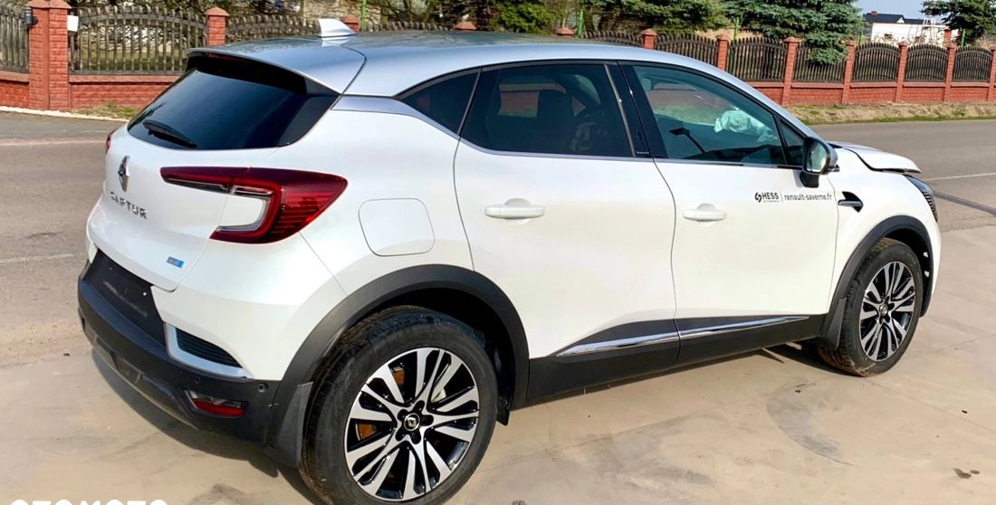 Renault Captur cena 36900 przebieg: 16000, rok produkcji 2022 z Kalisz małe 232